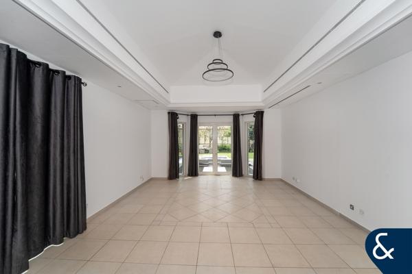 Ideally Located | Corner | Close to Park