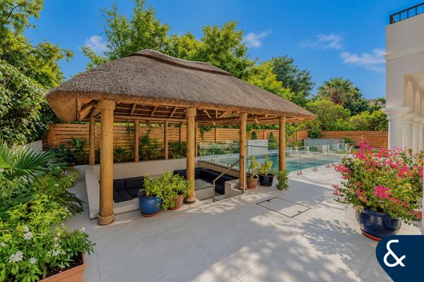Stunning Villa | Backing Beautiful Greenery