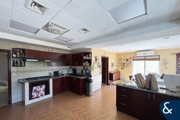 6 Bed Family Villa | Furnished | Private Gym