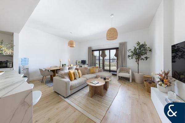 Fully Upgraded | Corner Unit | High Floor
