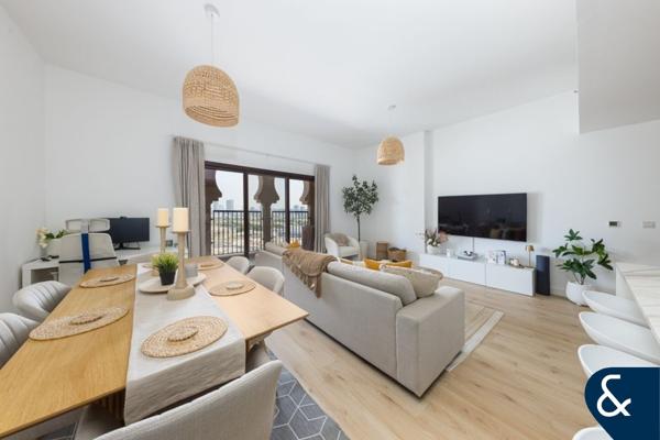 Fully Upgraded | Corner Unit | High Floor