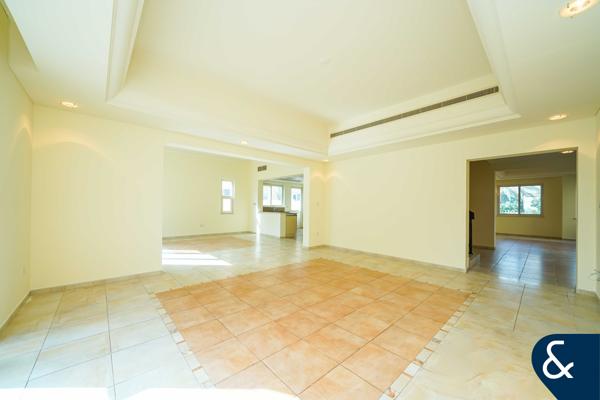 Fully Upgraded C1 | Vacant | Park Backing