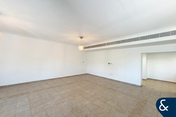 Exclusive | 3 Bedroom Plus Maids | Vacant