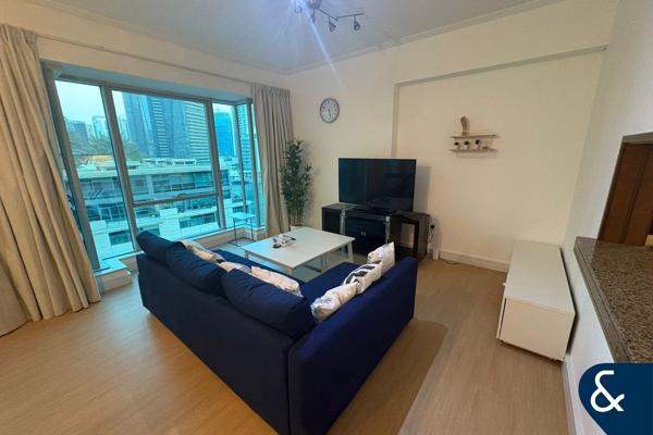 Large Layout | Water view | Newly Refurbished