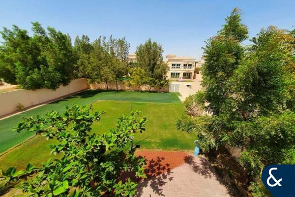 8454 sqft plot | Open Garden View | Vacant