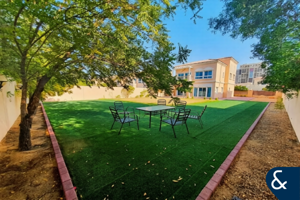 8454 sqft plot | Open Garden View | Vacant