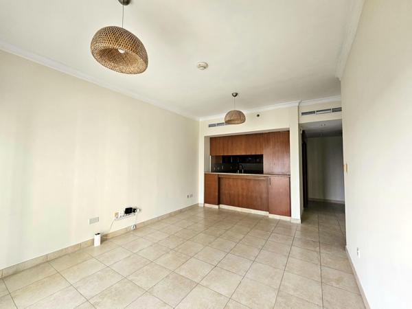 1 Bedroom | Golf course views | High floor