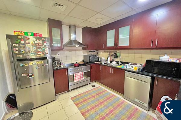 3 Bedroom | Rare Layout | Vacant on Transfer