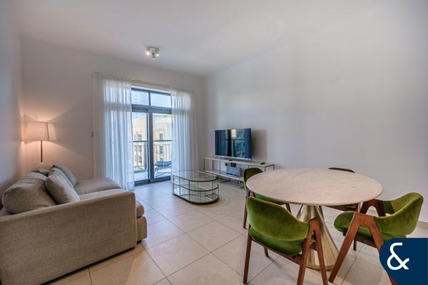 Modern 1 Bed | Fully Furnished | Large Balcony