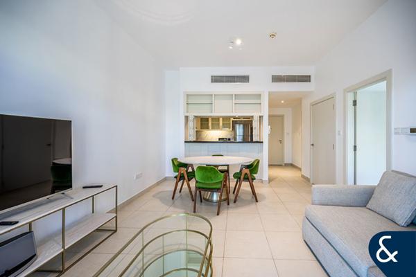 Modern 1 Bed | Fully Furnished | Large Balcony