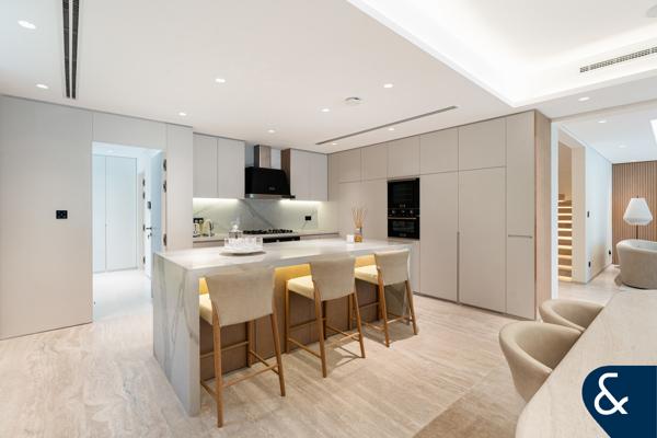 Exceptional | Premium 5-Bedroom | Turn-key