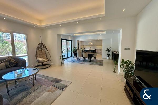 Unfurnished | Upgraded | Spacious Villa
