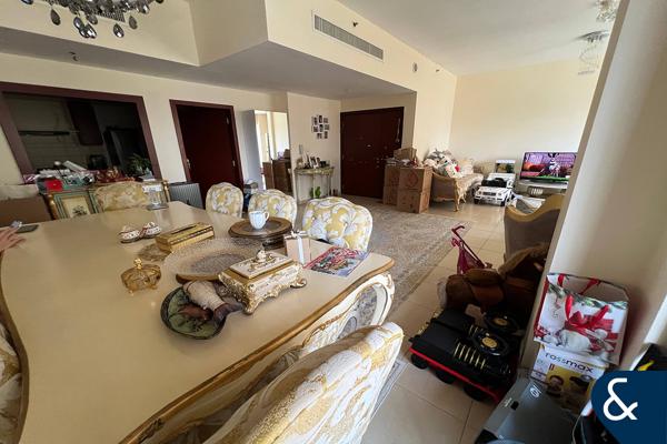 Vacant | Marina View | Great Location