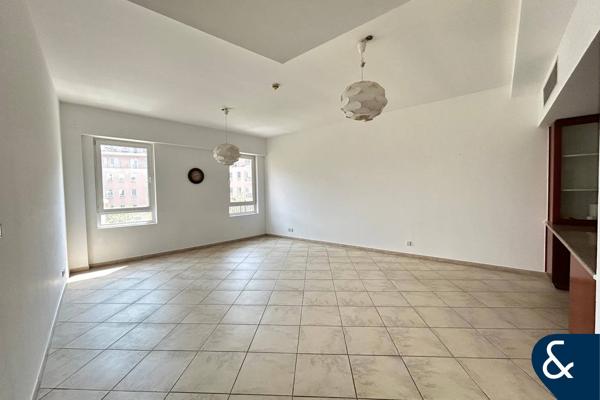 Upgraded Kitchen| Two Bedroom | Motor City