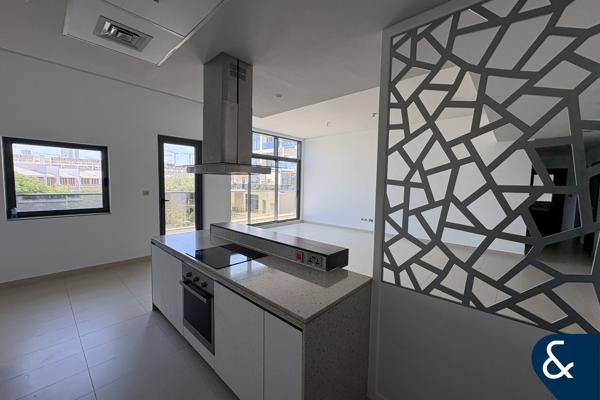 2 Bed+Maid | Large Layout | Park & Pool View