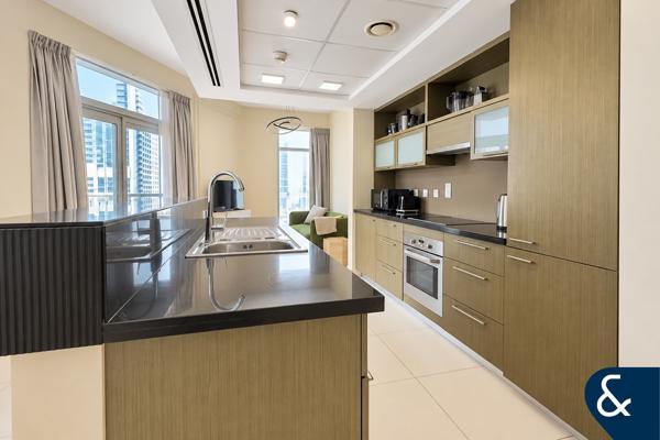 Vacant | 1 Bed 2 Bath | Furnished | Lofts