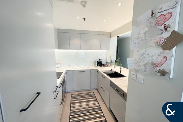 Large Layout | Upgraded | Marina view |