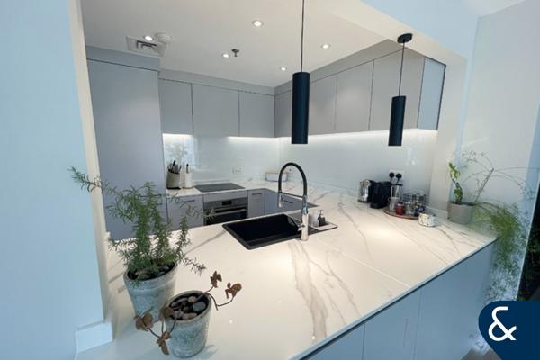 Large Layout | Upgraded | Marina view |
