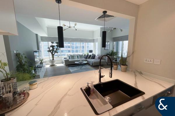 Large Layout | Upgraded | Marina view |