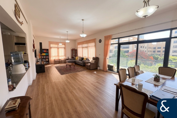 Three Bedroom | Pool View | 2070 Sq. Ft.