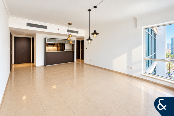 Tastefully Modified | Large Layout | EMAAR