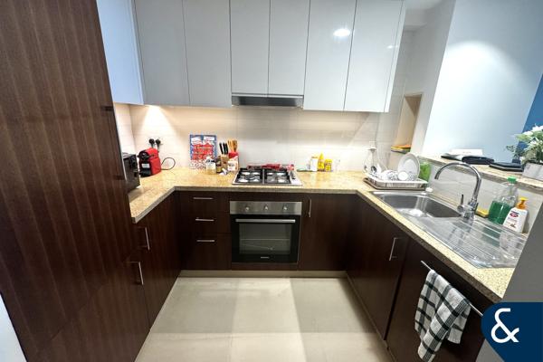 Prime Location | Access to Mall | Vacant Feb