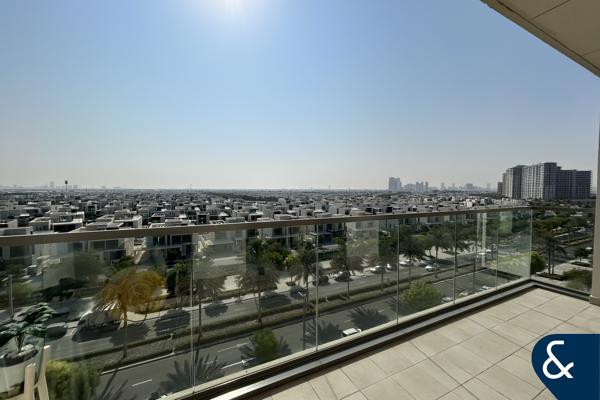 VOT | Upgraded | Extended Balcony|Villa View
