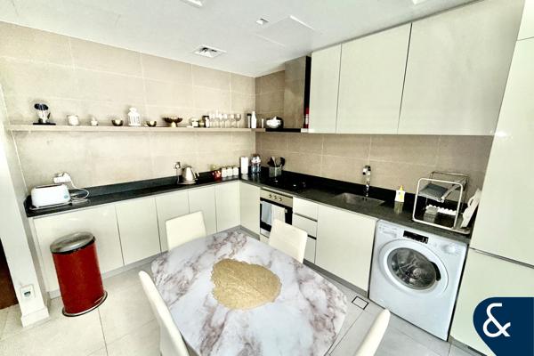 One Bedroom | Large Layout | Vacant