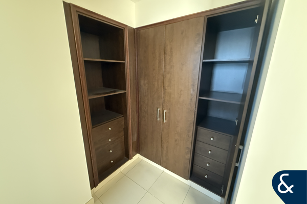 Vacant | Spacious | Landscaped l 4 Beds