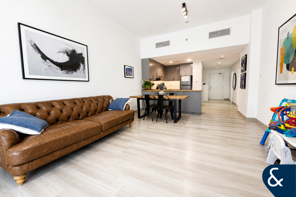 Corner 1 Bed | Upgraded | Golf View | VOT