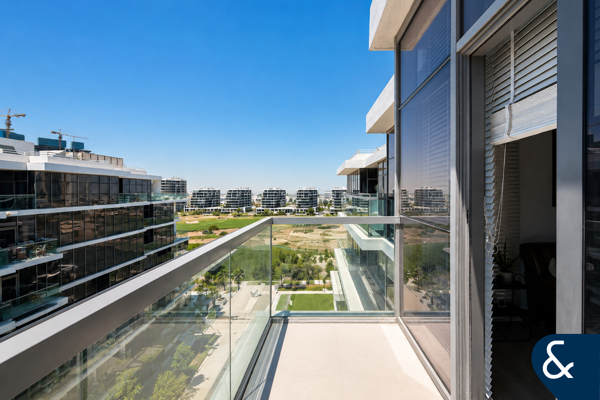 1 Bed | Upgraded | Golf + Park View | VOT