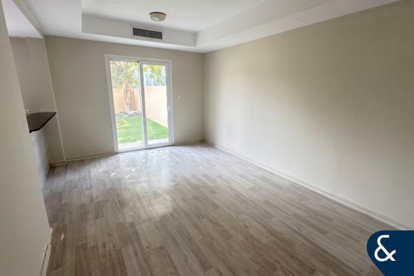 Partially Upgraded | Road Backing | Vacant