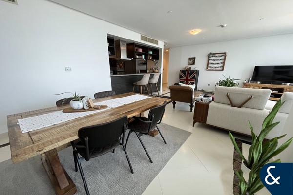 Upgraded | 2 Beds | Sea View | Large Layout