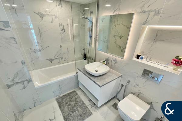 2 Bed | Fully Upgraded | VOT | Marina View