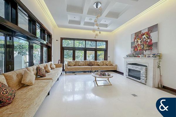 6 Bed | Private Pool | Available January