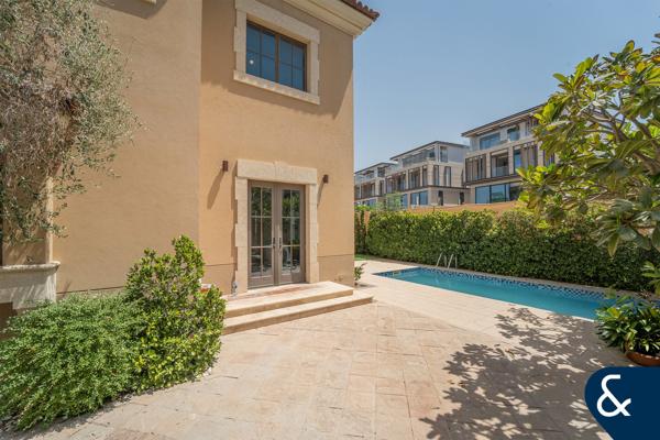 Fully Upgraded | Semi Detached | Vacant Now