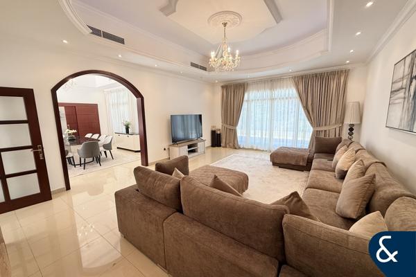 6 Bedrooms| Vacant Now | Private Pool