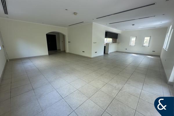 3 Bed Large | Private Pool | Immaculate