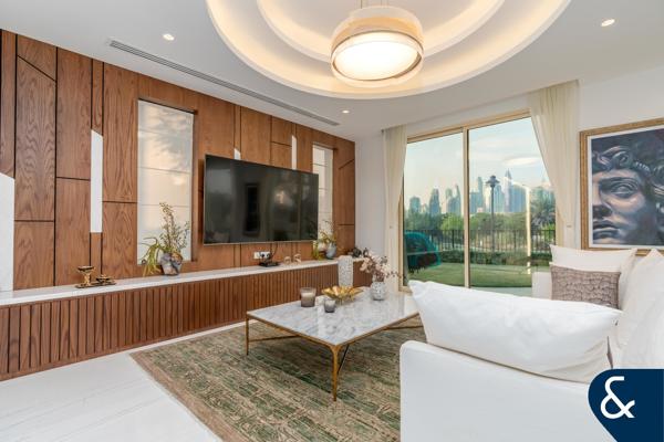 Prime Extended Plot | Lake & Skyline View