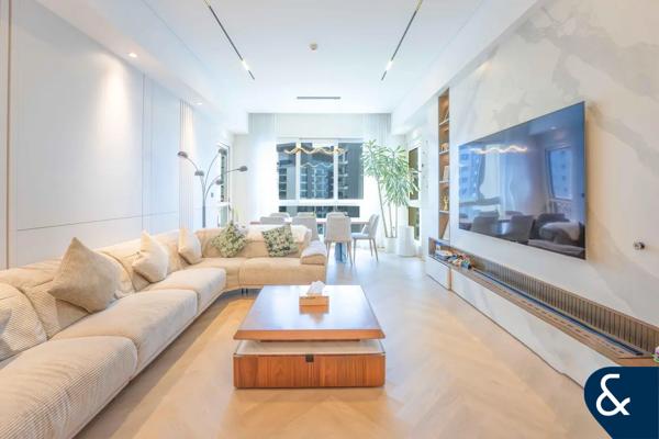 Stylishly Upgraded | Prime High-Floor | Vacant