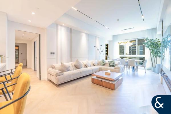 Stylishly Upgraded | Prime High-Floor | Vacant