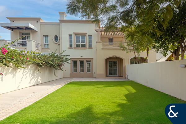 SINGLE ROW | TYPE 3M | CLOSE TO POOL AND PARK
