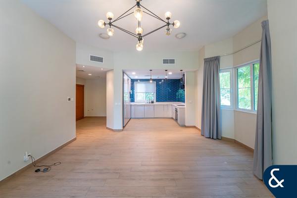 Corner Unit | Vacant | Upgraded | Floor 1