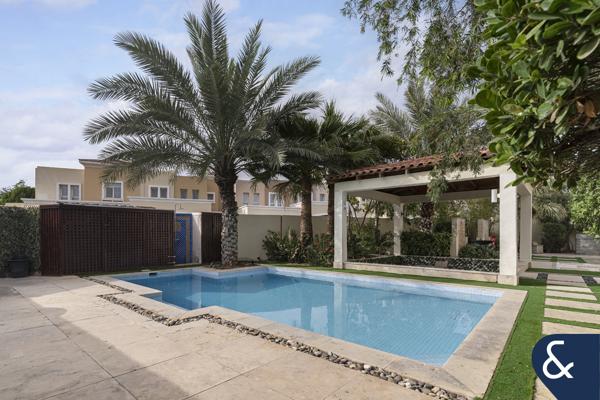 Huge Corner Plot | Backing Park | Upgraded