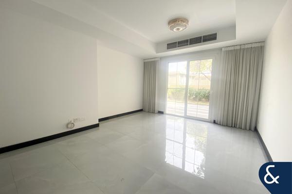 Upgraded | 2 Bedrooms | Backing Park & Pool