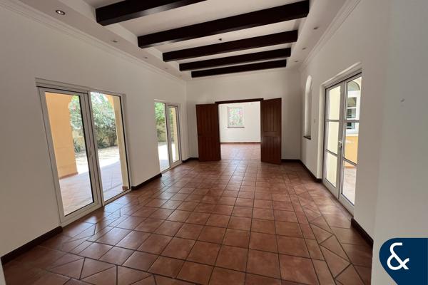 Beautiful | 5 Bedrooms | Pool | Vacant Now