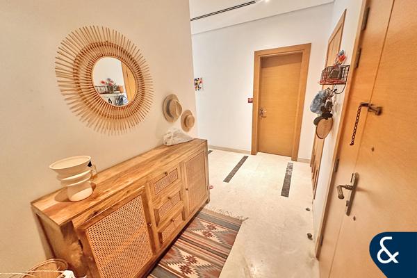 Internal | End Unit | Ready To View