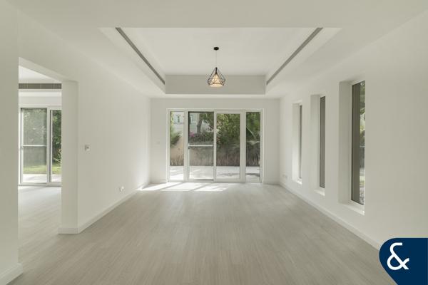 Great Location | Vacant | Greenbelt Backing