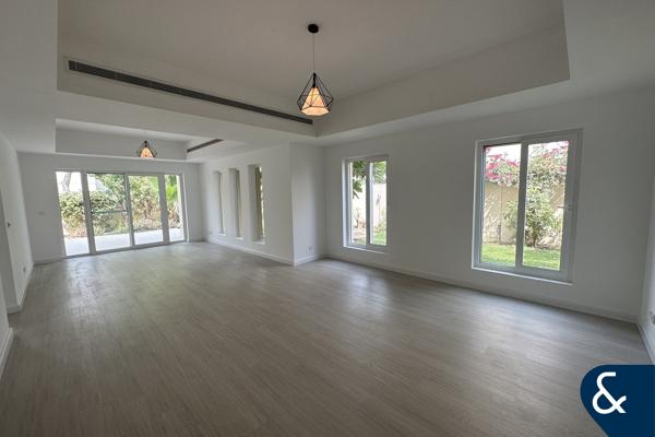 Vacant | Single Row | Great Condition