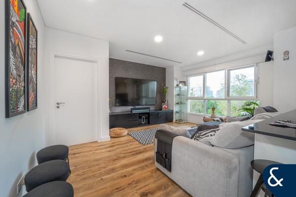 Stunning Lake View | Huge Balcony | Renovated